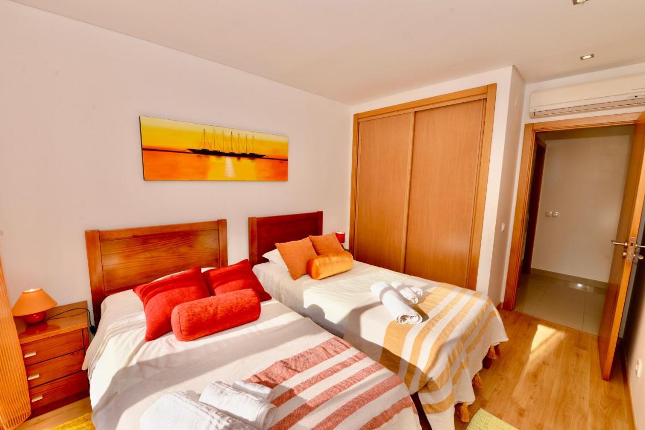 Silver - Apartment For 4 Guests 150M From Beach São Martinho do Porto Exterior foto